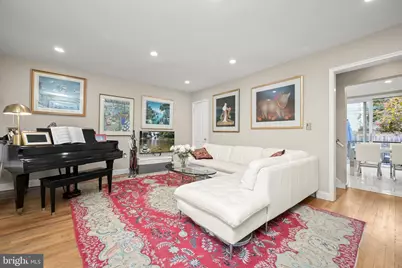 1906 37th Street NW, Washington, DC 20007 - Photo 6