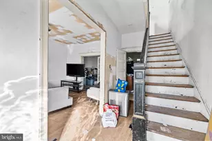 607 Otis Pl NW, Washington, DC 20010 - Photo 4