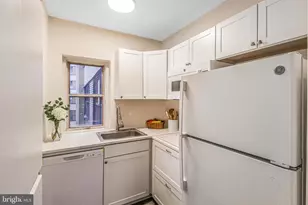 3901 Cathedral Ave NW, Washington, DC 20016 - Photo 12