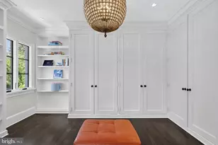 2107 Foxhall Rd NW, Washington, DC 20007 - Photo 48