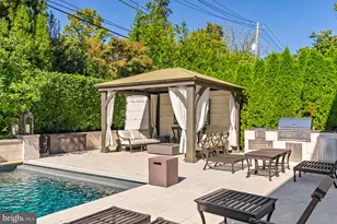 2107 Foxhall Rd NW, Washington, DC 20007 - Photo 22