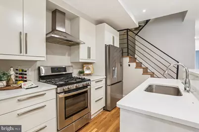 3222 NW 13th Street NW #2, Washington, DC 20010 - Photo 10