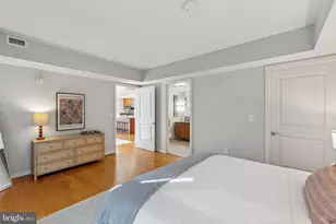 1025 1st St SE, Washington, DC 20003 - Photo 12