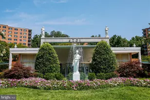 4201 Cathedral Ave NW, Washington, DC 20016 - Photo 2