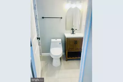 1319 C Street NE #B, Washington, DC 20002 - Photo 8