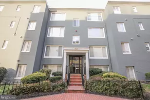 717 Brandywine St SE, Washington, DC 20032 - Photo 2