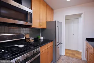 5410 Connecticut Ave NW, Washington, DC 20015 - Photo 14