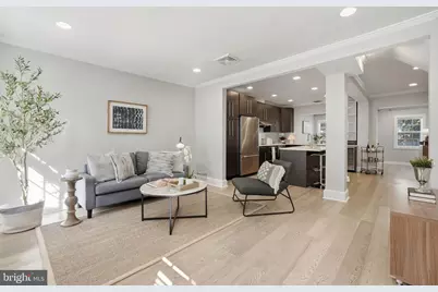 1725 34th Street NW, Washington, DC 20007 - Photo 1