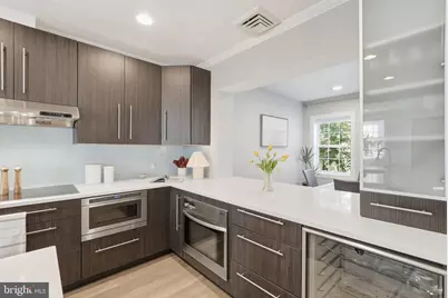 1725 34th Street NW, Washington, DC 20007 - Photo 8