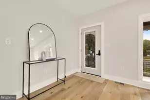 1631 G St SE, Washington, DC 20003 - Photo 4