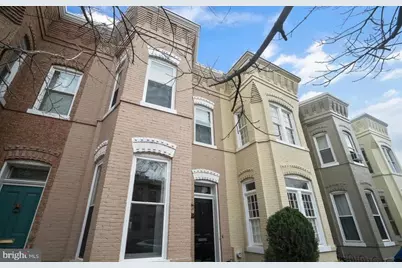 1319 35th Street NW, Washington, DC 20007 - Photo 2