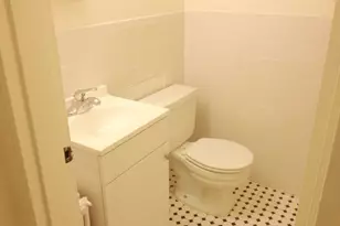 3901 Tunlaw Rd NW, Washington, DC 20007 - Photo 10