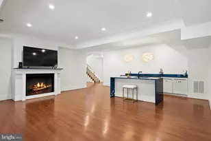 5152 Linnean Terrace NW, Washington, DC 20008 - Photo 32