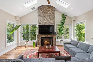 5152 Linnean Terrace NW, Washington, DC 20008 - Photo 8