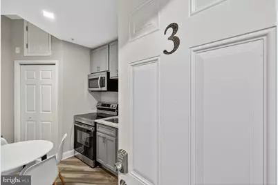 133 7th Street SE #3, Washington, DC 20003 - Photo 4