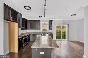 437 Woodcrest Dr SE, Washington, DC 20032 - Photo 6