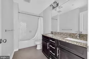 437 Woodcrest Dr SE, Washington, DC 20032 - Photo 8