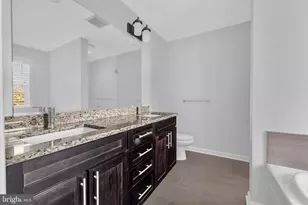 437 Woodcrest Dr SE, Washington, DC 20032 - Photo 28