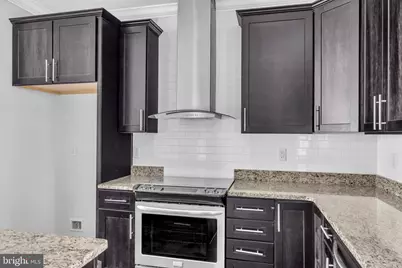 437 Woodcrest Drive SE, Washington, DC 20032 - Photo 8