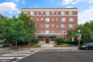 2456 20th St NW, Washington, DC 20009 - Photo 2