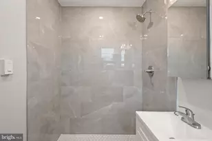 2456 20th St NW, Washington, DC 20009 - Photo 36