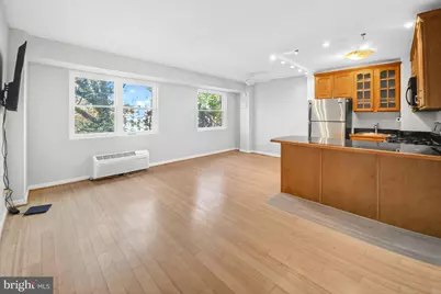 1801 Clydesdale Place NW #211, Washington, DC 20009 - Photo 2