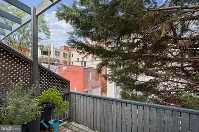 2143 Newport Place NW, Washington, DC 20037 - Photo 12