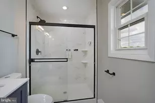 2425 Skyland Pl SE, Washington, DC 20020 - Photo 26