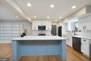 2425 Skyland Pl SE, Washington, DC 20020 - Photo 8