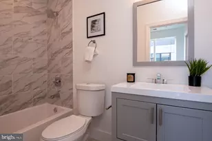 818 Bladensburg Rd NE, Washington, DC 20002 - Photo 12