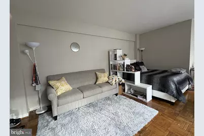 2141 I Street NW #812, Washington, DC 20037 - Photo 2