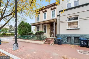 351 11th St SE, Washington, DC 20003 - Photo 4