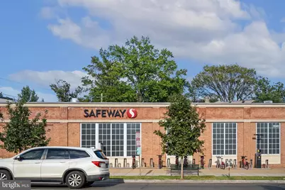 3742 Jocelyn Street NW, Washington, DC 20015 - Photo 24