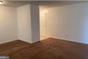 625A Chesapeake St SE, Washington, DC 20032 - Photo 2