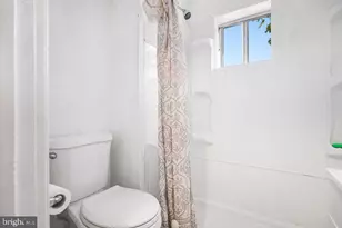 1729 L St NE, Washington, DC 20002 - Photo 10