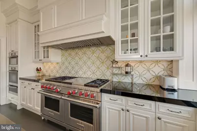 3329 Prospect Street NW #7, Washington, DC 20007 - Photo 12