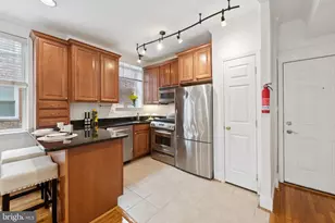 1438 Columbia Rd NW, Washington, DC 20009 - Photo 4