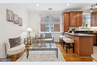 1438 Columbia Road NW #305, Washington, DC 20009 - Photo 4