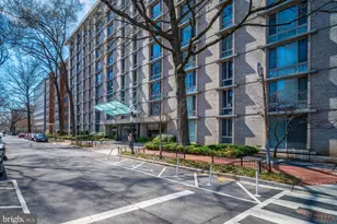 940 25th St NW, Washington, DC 20037 - Photo 18