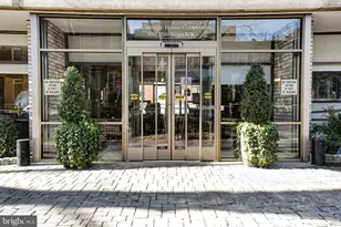 940 25th St NW, Washington, DC 20037 - Photo 2