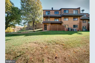 3459 Summit Court NE #3459, Washington, DC 20018 - Photo 2