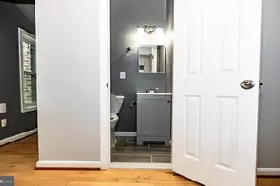 1427 New Jersey Ave NW, Washington, DC 20001 - Photo 20