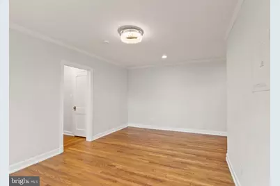 939 Longfellow Street NW #305, Washington, DC 20011 - Photo 4