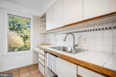 2500 Q Street NW #449, Washington, DC 20007 - Photo 12