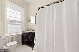 2029 Connecticut Ave NW, Washington, DC 20008 - Photo 20