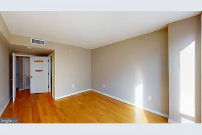 631 D Street NW #931, Washington, DC 20004 - Photo 4