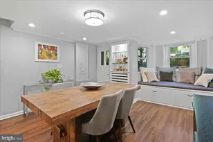 10 8th St SE, Washington, DC 20003 - Photo 12