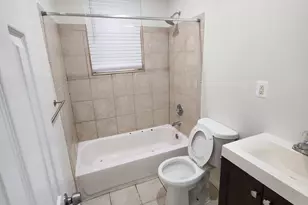 4234 Edson Pl NE, Washington, DC 20019 - Photo 6