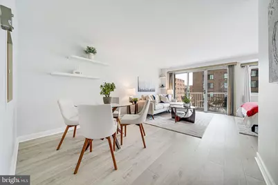 730 24th Street NW #612, Washington, DC 20037 - Photo 4