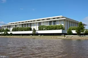 730 24th St NW, Washington, DC 20037 - Photo 28